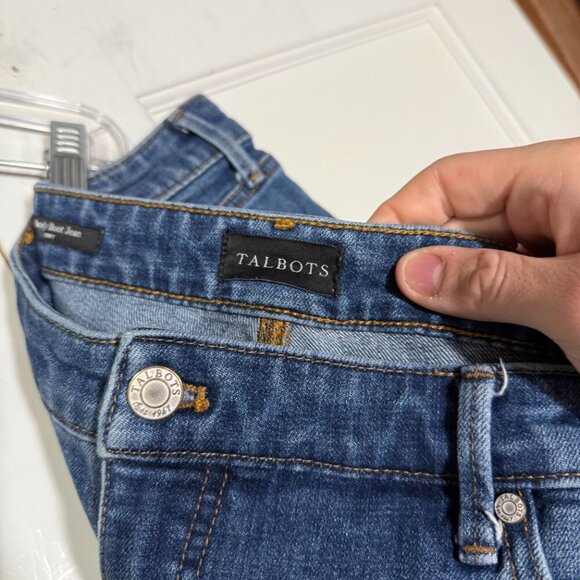 Talbots Barely Boot Jeans Curvy Size 18 Blue Wash Denim Bootcut - Picture 6 of 8